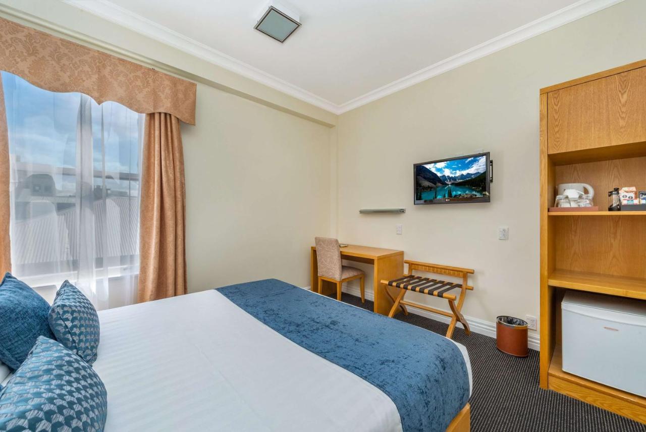 Ramada By Wyndham, Hamilton City Center エクステリア 写真