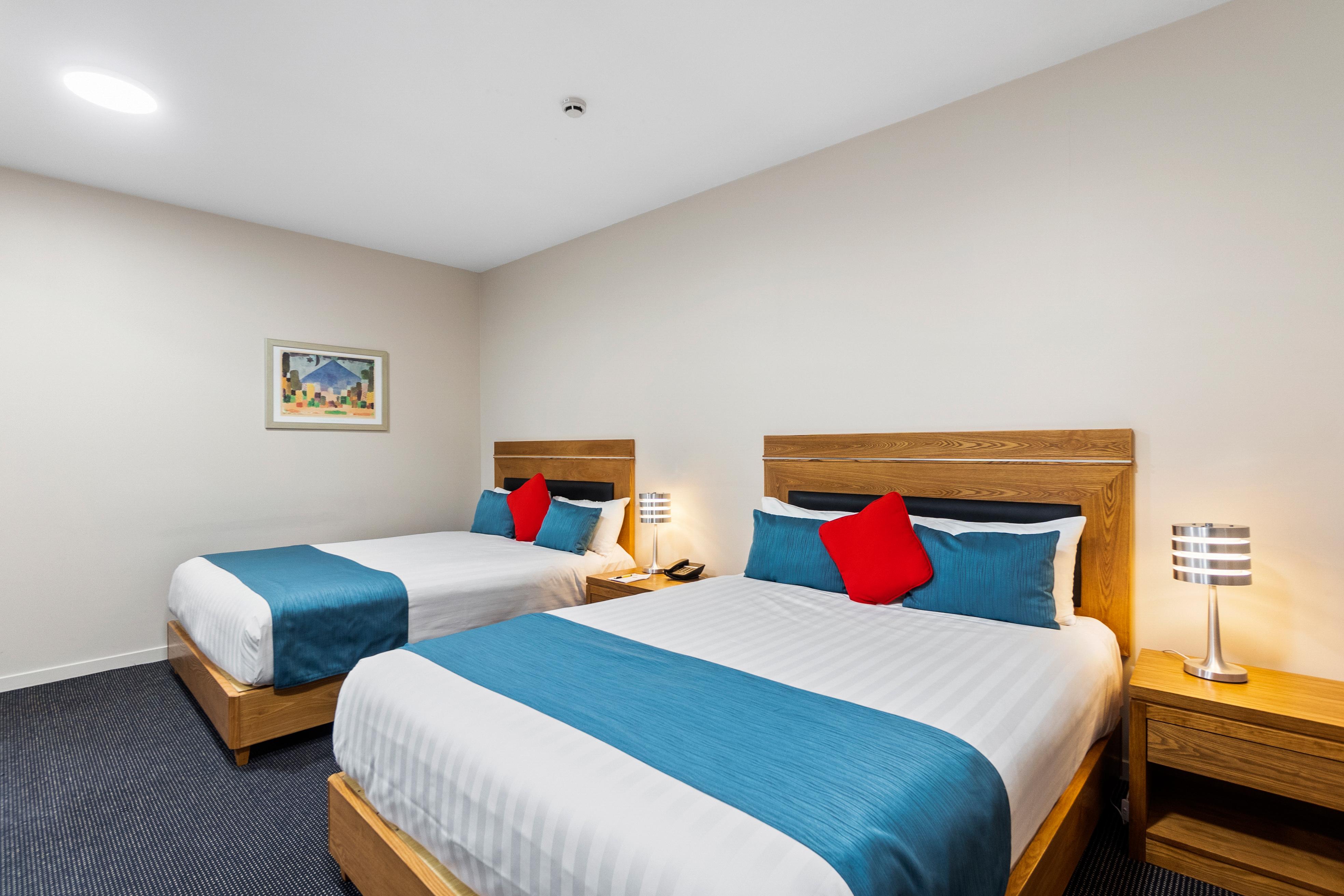 Ramada By Wyndham, Hamilton City Center エクステリア 写真