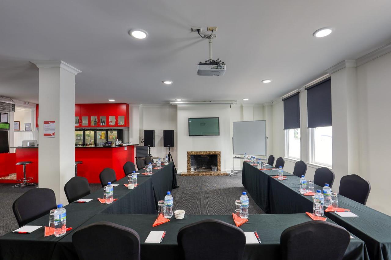 Ramada By Wyndham, Hamilton City Center エクステリア 写真