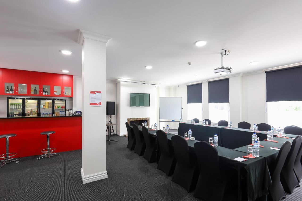 Ramada By Wyndham, Hamilton City Center エクステリア 写真