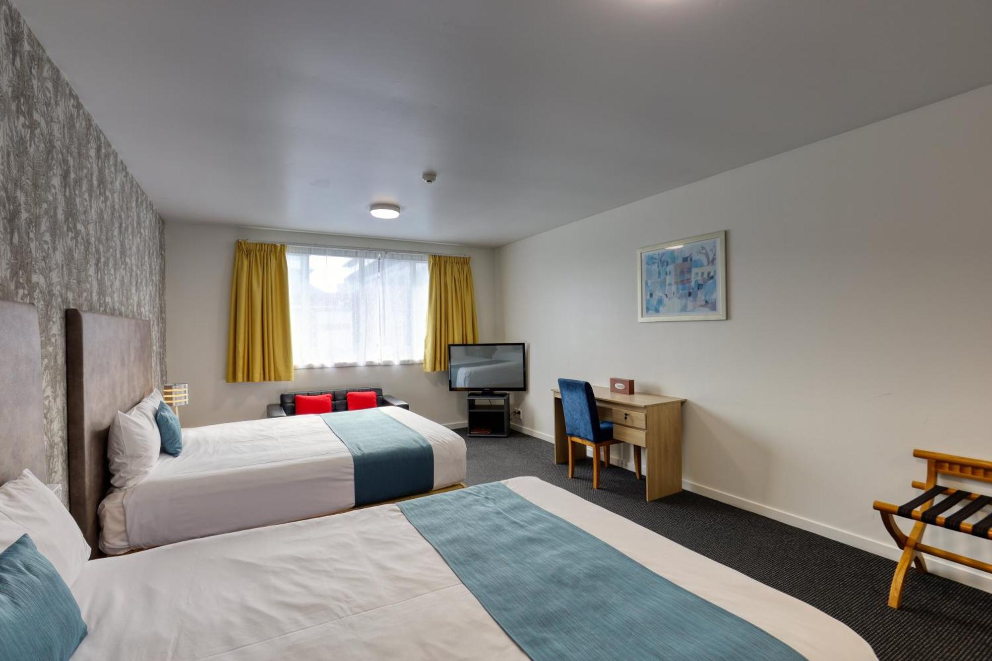 Ramada By Wyndham, Hamilton City Center エクステリア 写真