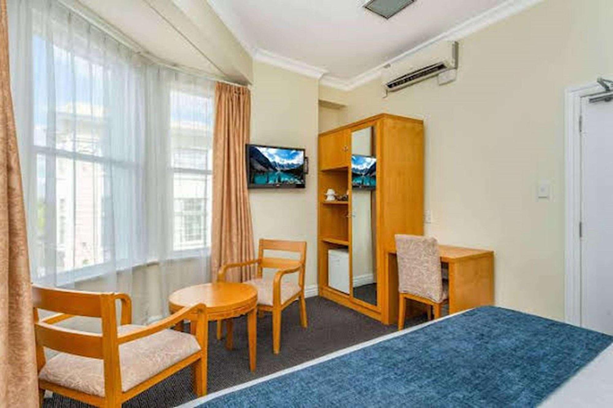 Ramada By Wyndham, Hamilton City Center エクステリア 写真