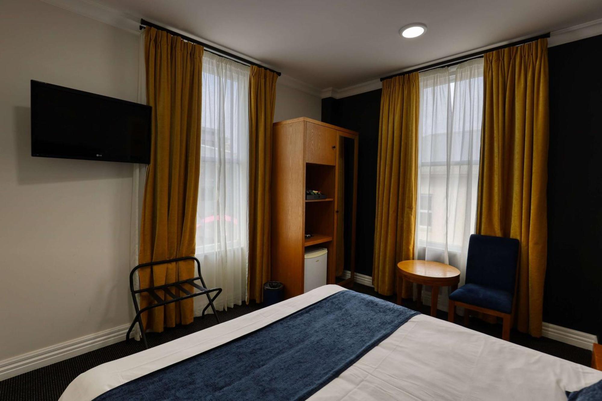 Ramada By Wyndham, Hamilton City Center エクステリア 写真