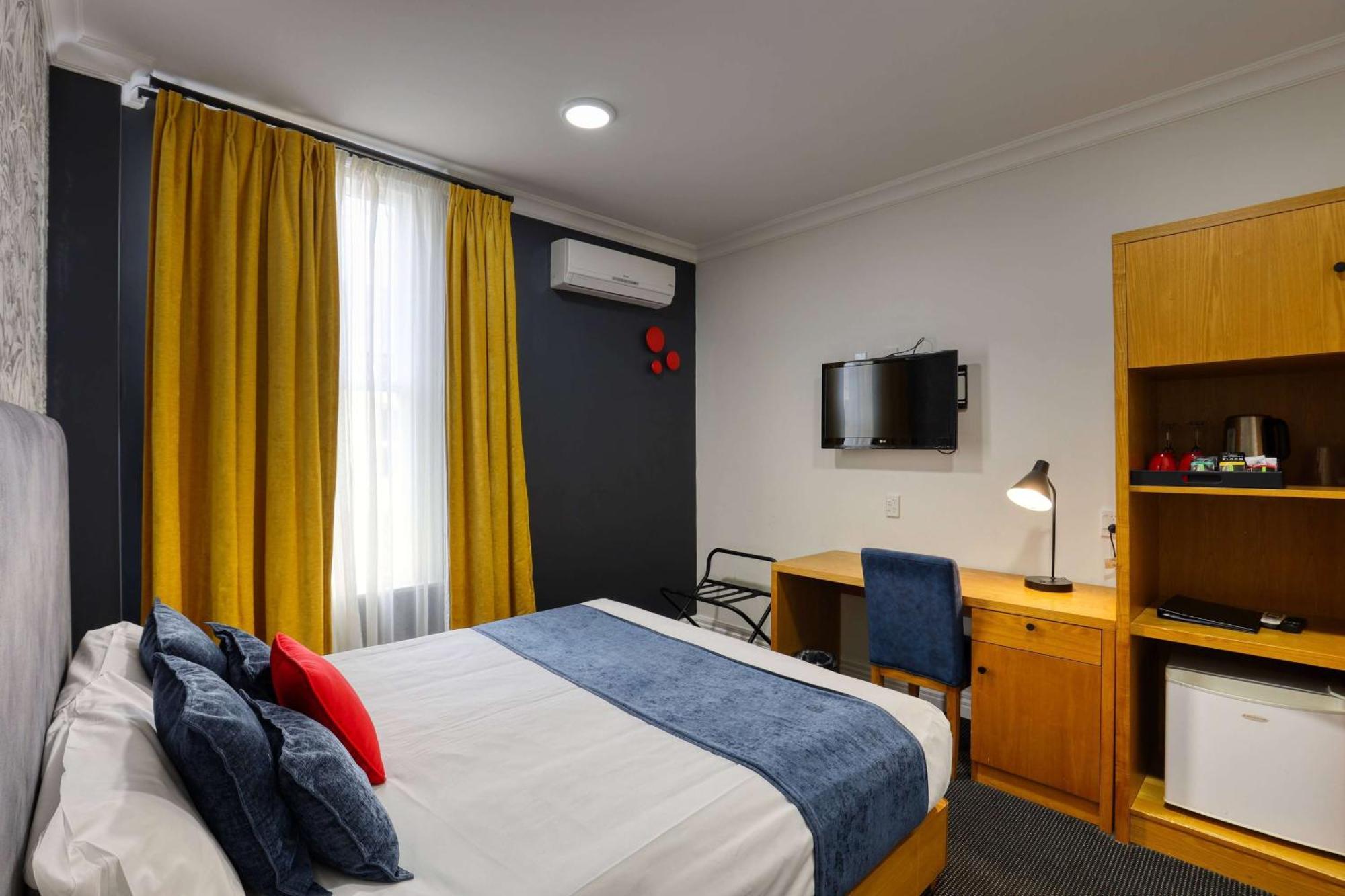 Ramada By Wyndham, Hamilton City Center エクステリア 写真