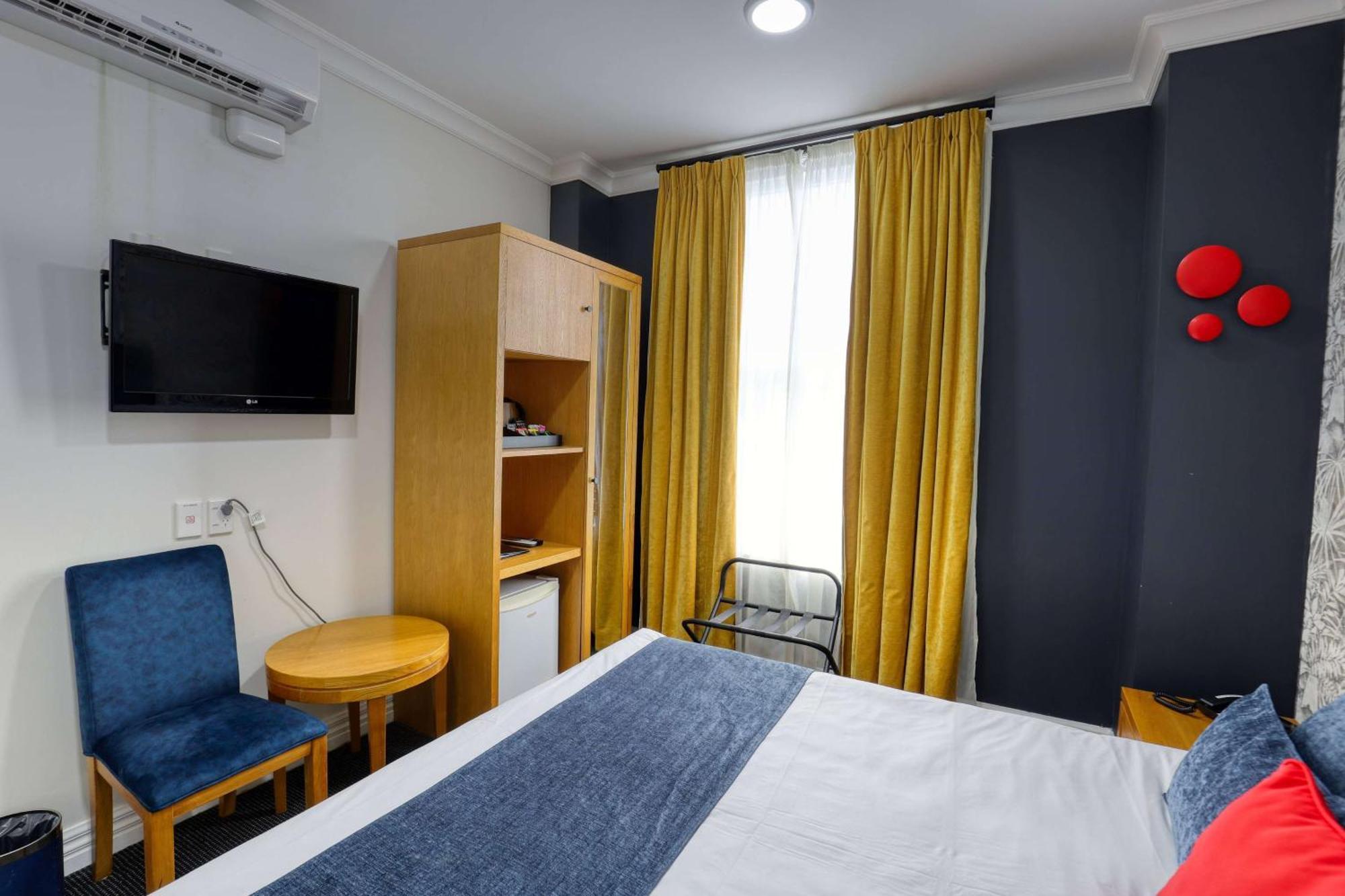 Ramada By Wyndham, Hamilton City Center エクステリア 写真